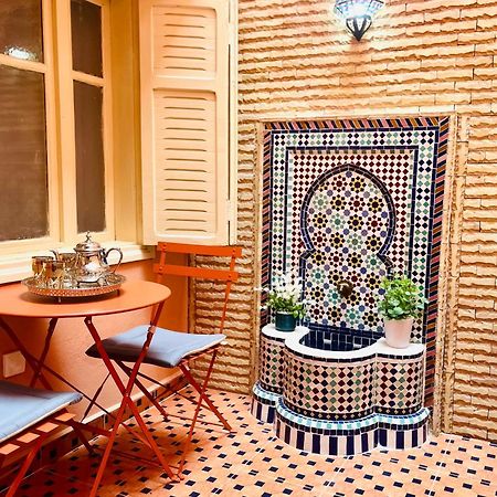 Apartment With Ac, Patio And Rooftop Appartement Climatise Avec Patio Et Toit Terrasse Marrakesh Bagian luar foto